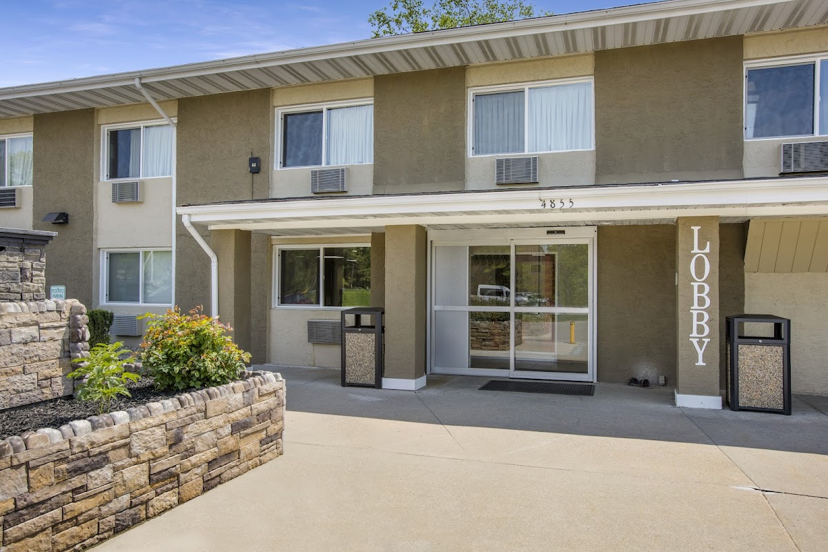 Rodeway Inn & Suites Grand Rapids Southeast