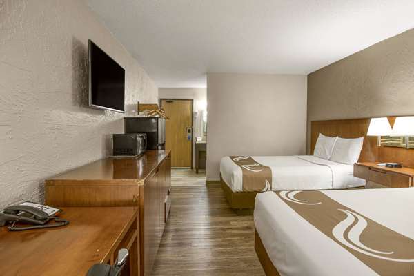 Rodeway Inn & Suites Grand Rapids Southeast photo 2