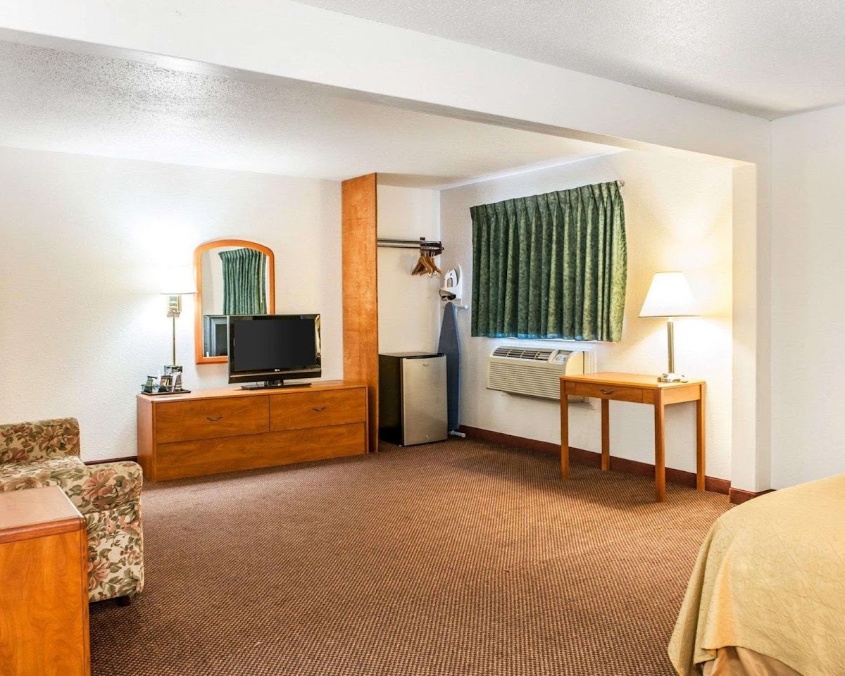 Quality Inn South photo 2