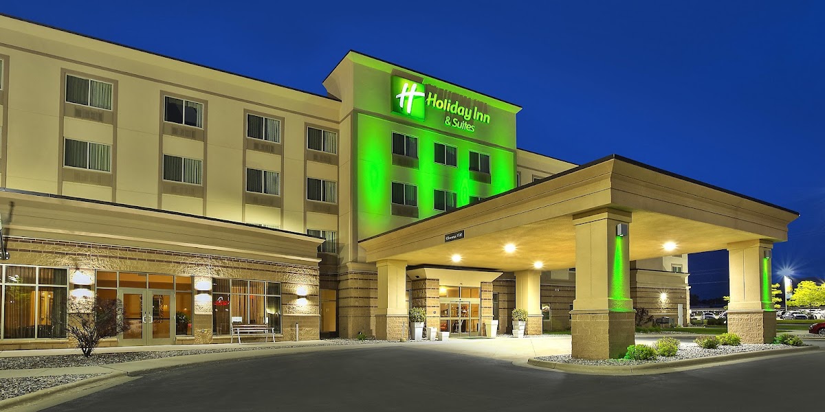 Holiday Inn & Suites Green Bay Stadium by IHG