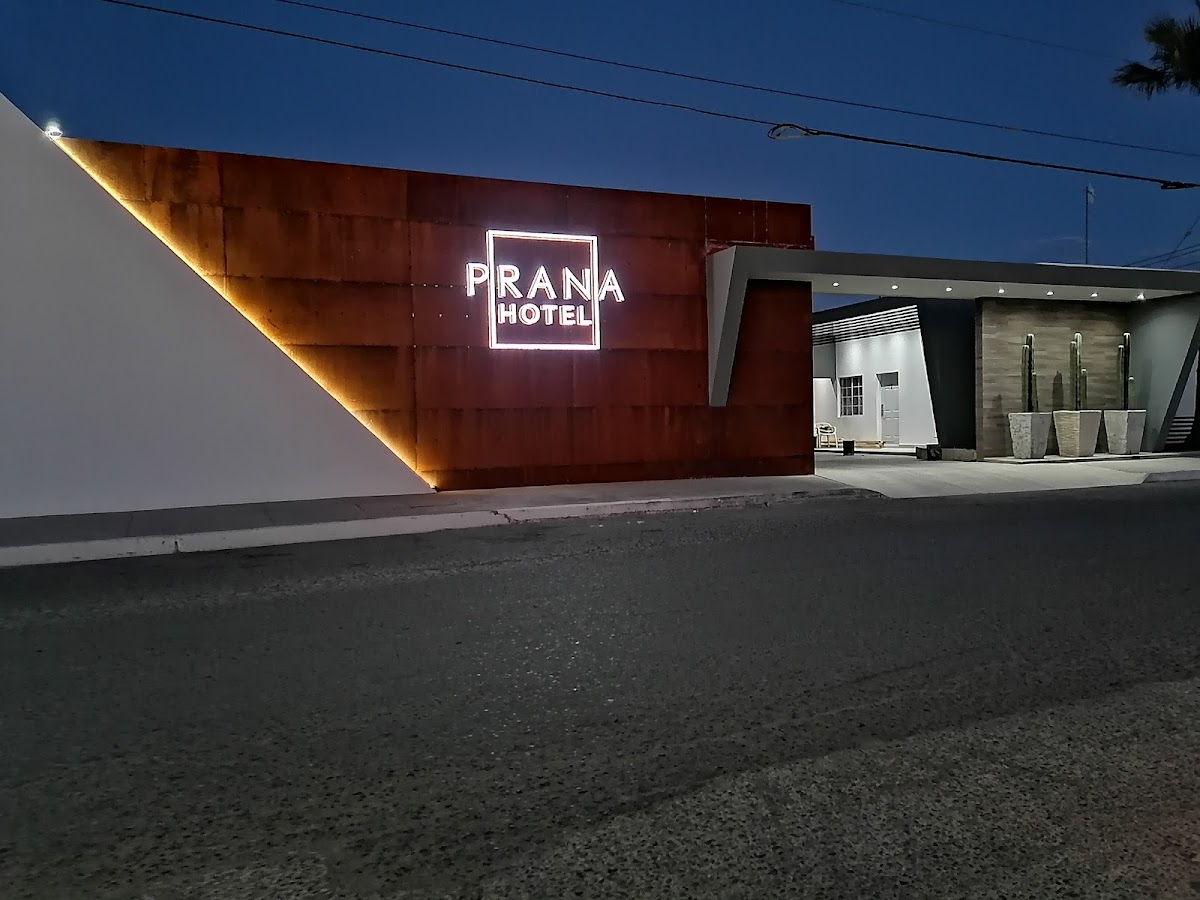 PRANA HOTEL