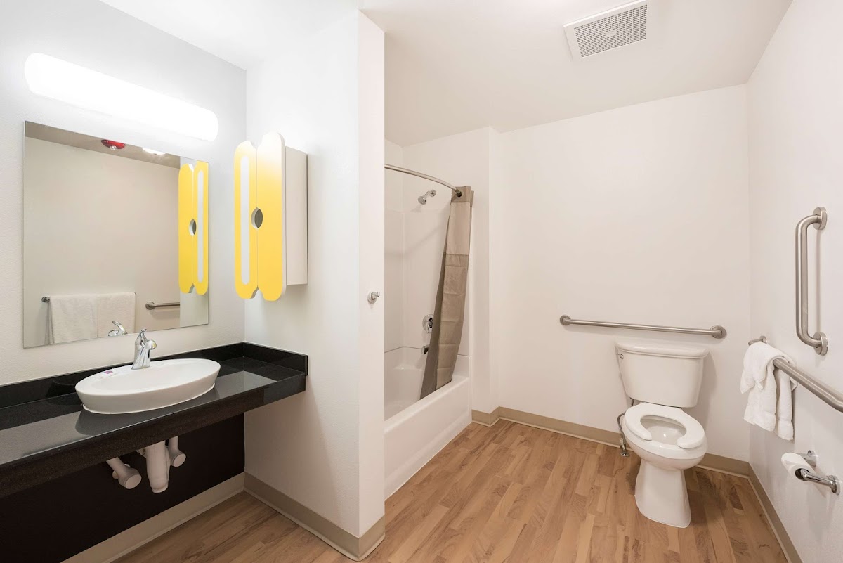 Studio 6 Mccarran, NV - Sparks - Tahoe - Reno Industrial Center photo 3