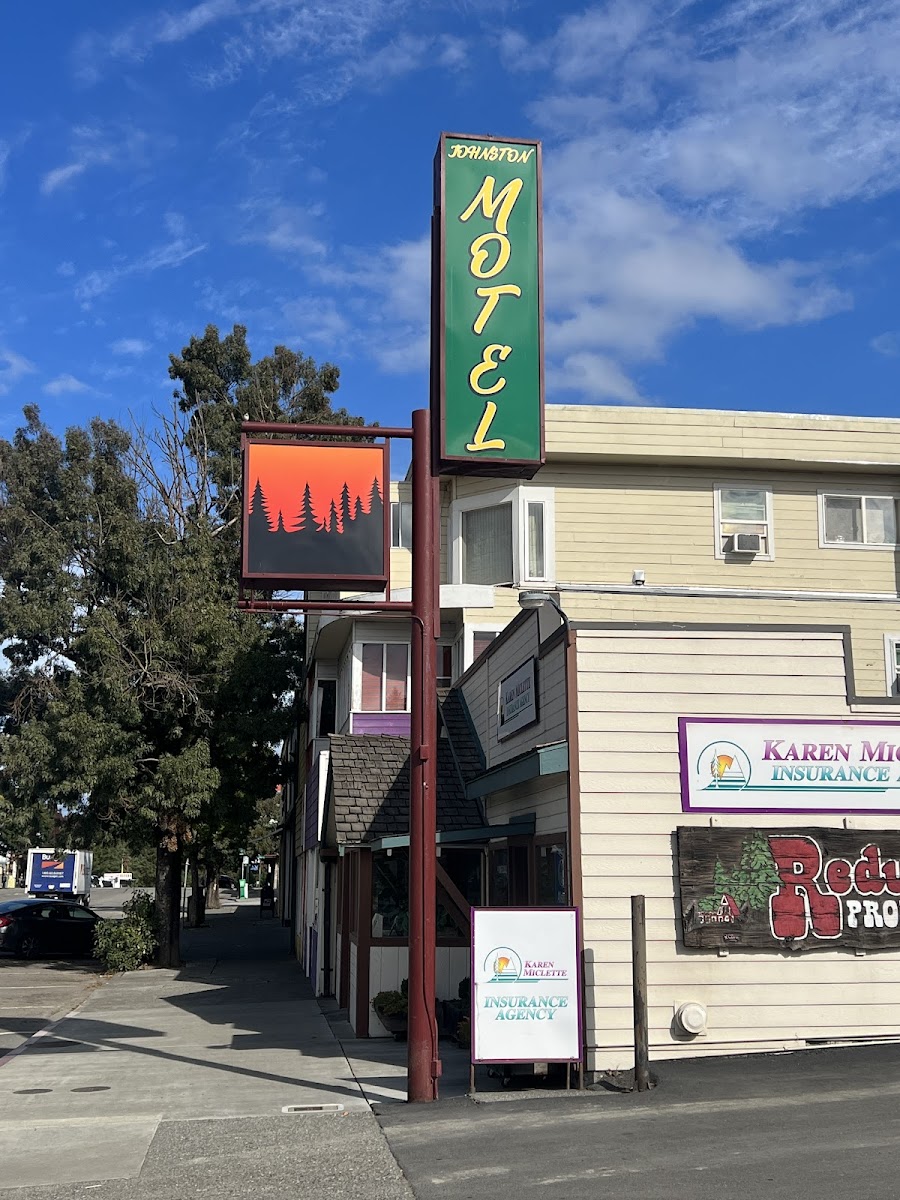 Johnston's Motel