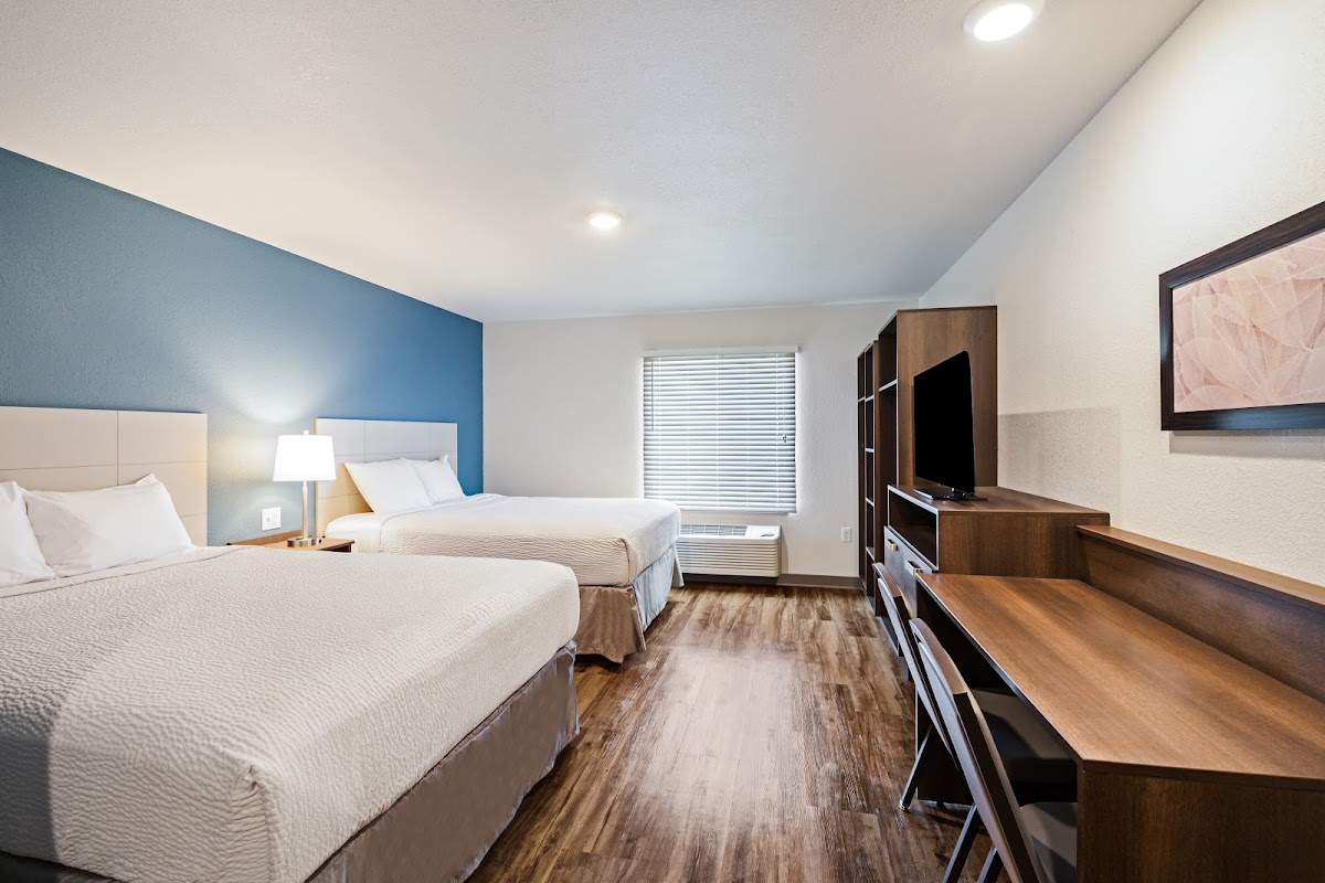 WoodSpring Suites Davenport Quad Cities photo 2