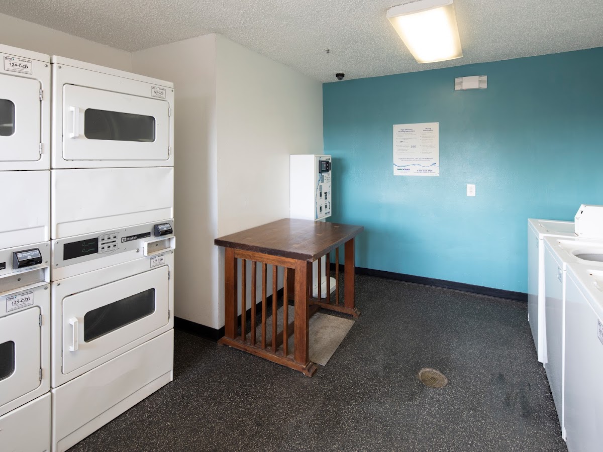 InTown Suites Extended Stay Atlanta GA - West Midtown photo 3