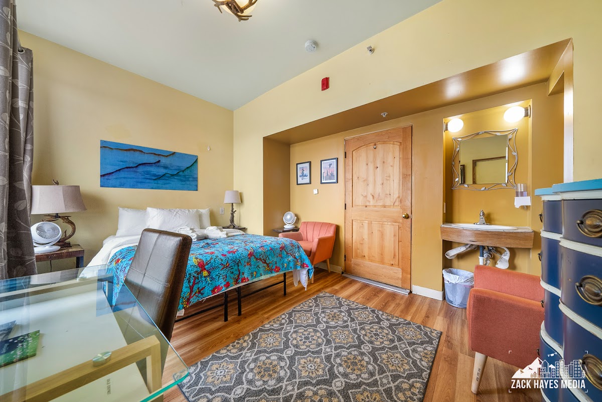 Qupqugiaq Inn photo 2