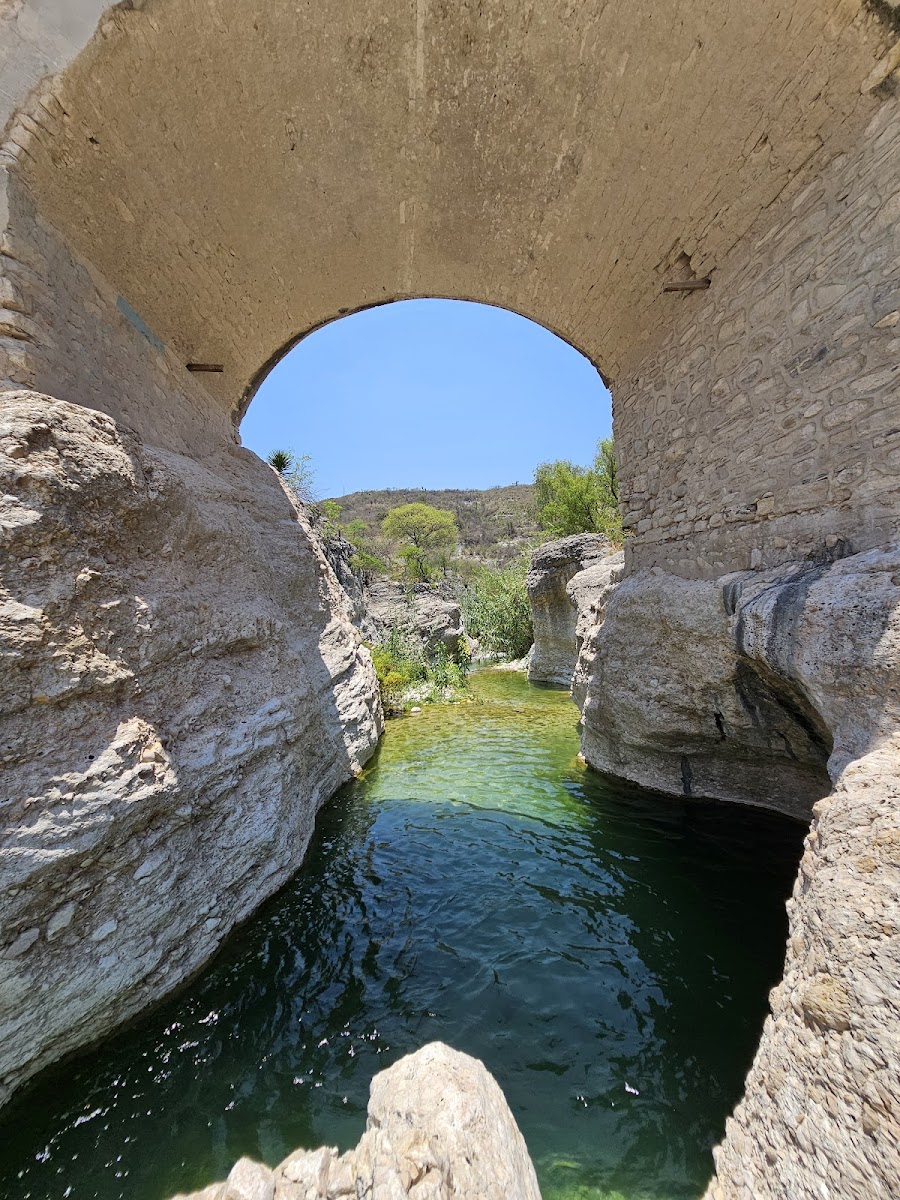 Puente Viejo Axamilpa