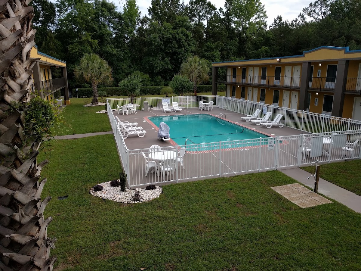 Best Western Of Walterboro photo 3