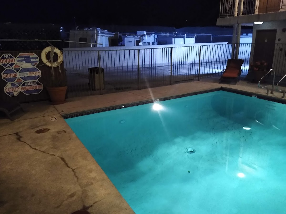 Rodeway Inn Magic Mountain Area photo 3