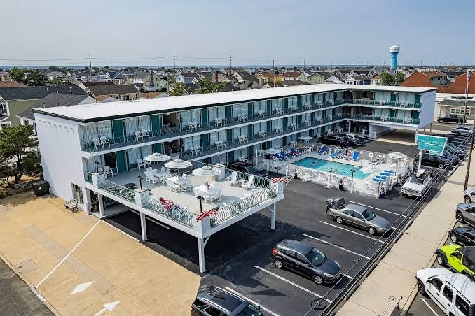 Tradewinds Motor Lodge