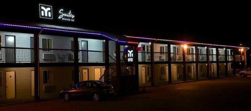 Medicine Hat Suites