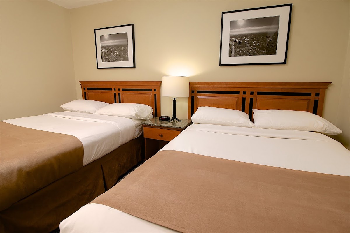 Medicine Hat Suites photo 2