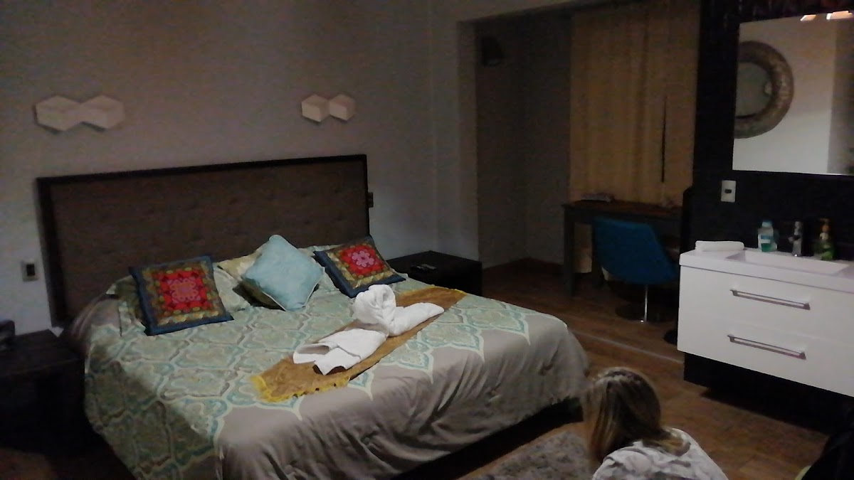 SUITES CONDESA