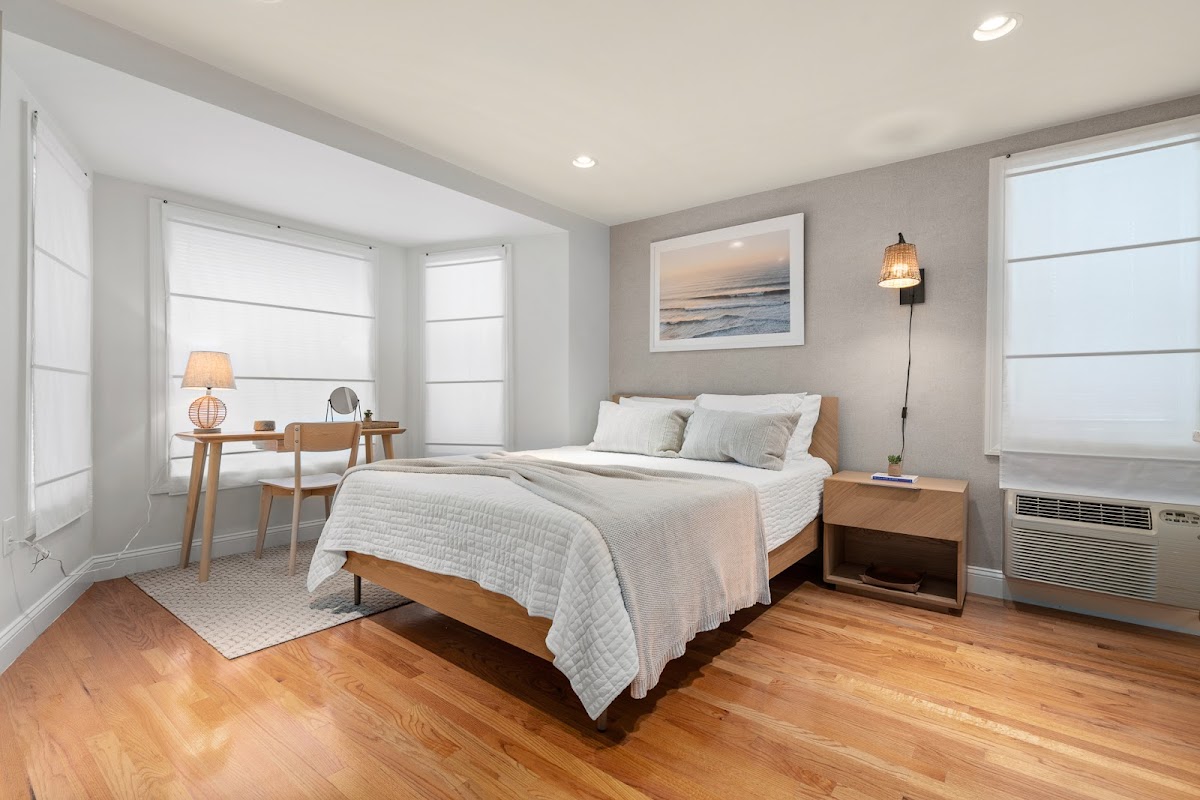 Hygge House Suites