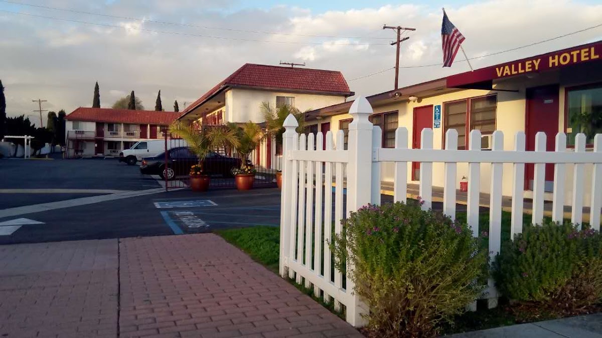 Valley Hotel
