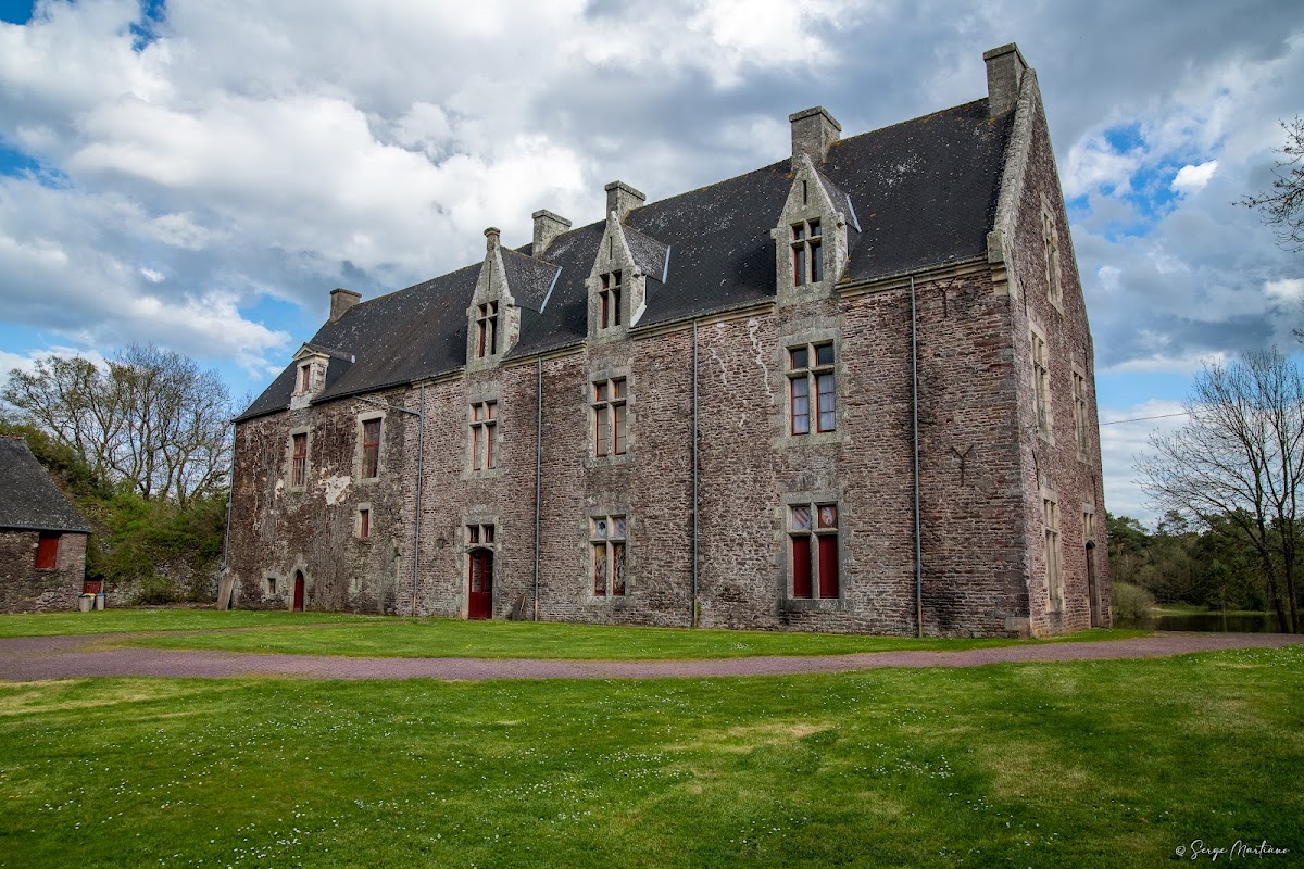 Château de Comper - Arthurian Centre
