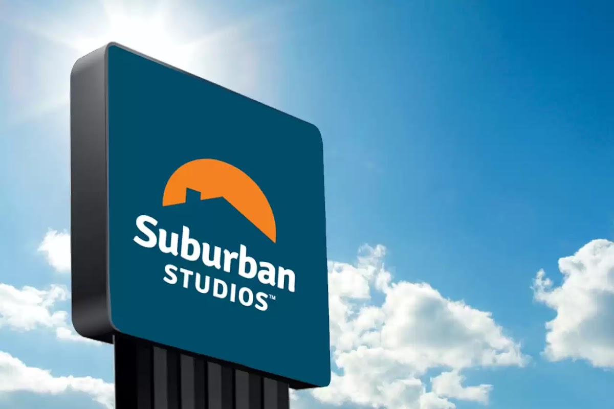 Suburban Studios Tysons Corner photo 3