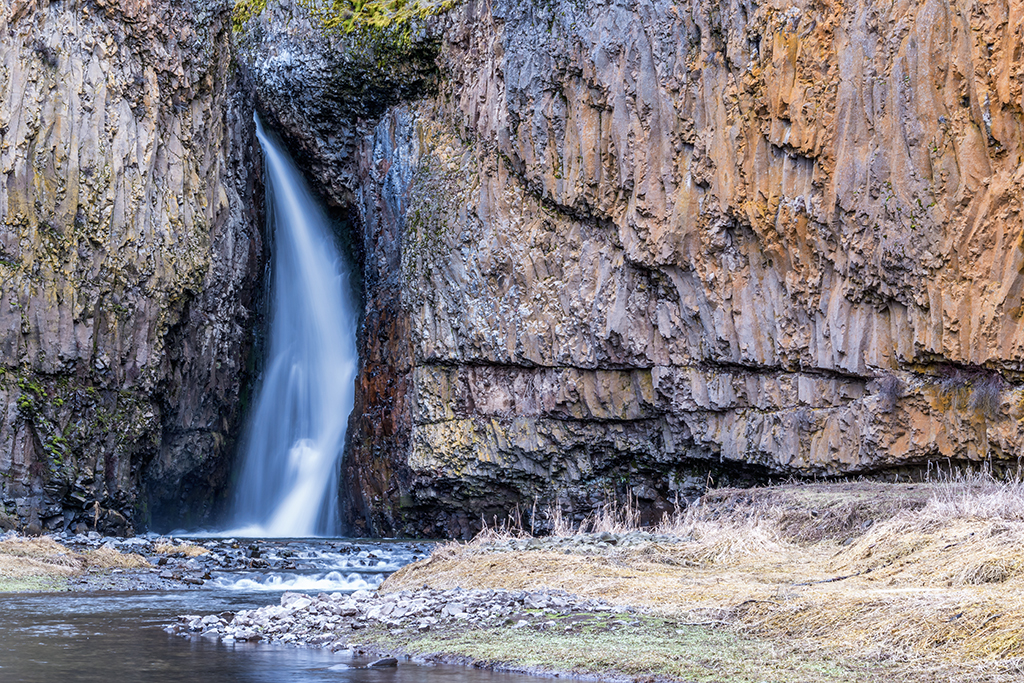 Hawk Creek Falls