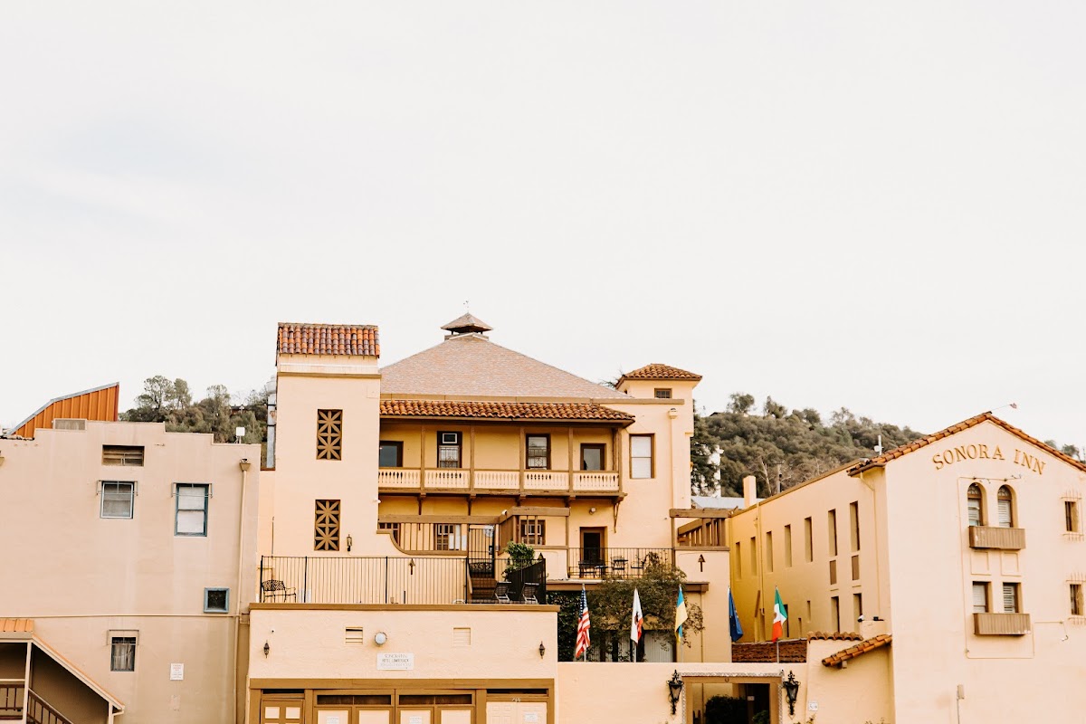 The Sonora Inn