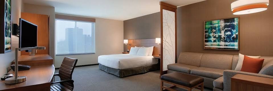 Hyatt Place Chicago-South/University Medical Center photo 2