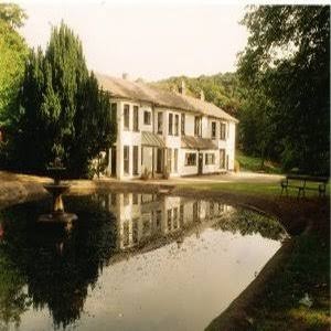 Old Rose & Crown Hotel