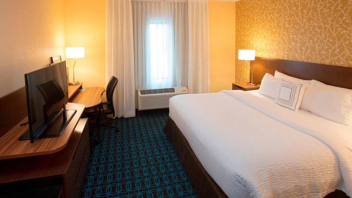 Fairfield by Marriott Inn & Suites Detroit Lakes