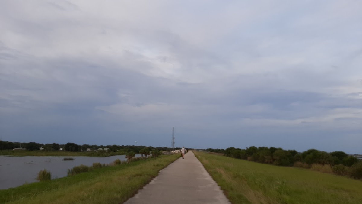 Lake Okeechobee Scenic Trail