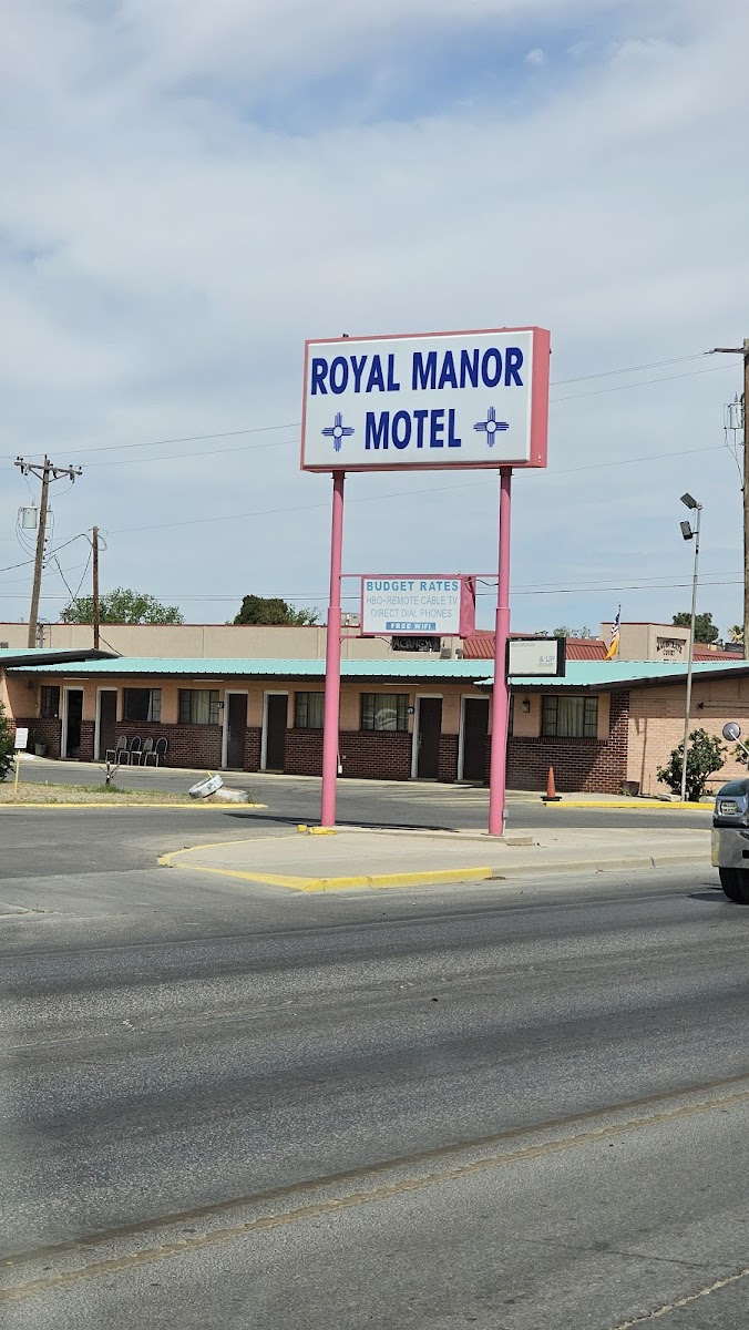 Royal Manor Motel photo 2