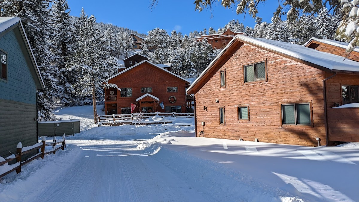 River Stone Resorts and Bear Paw Suites photo 3