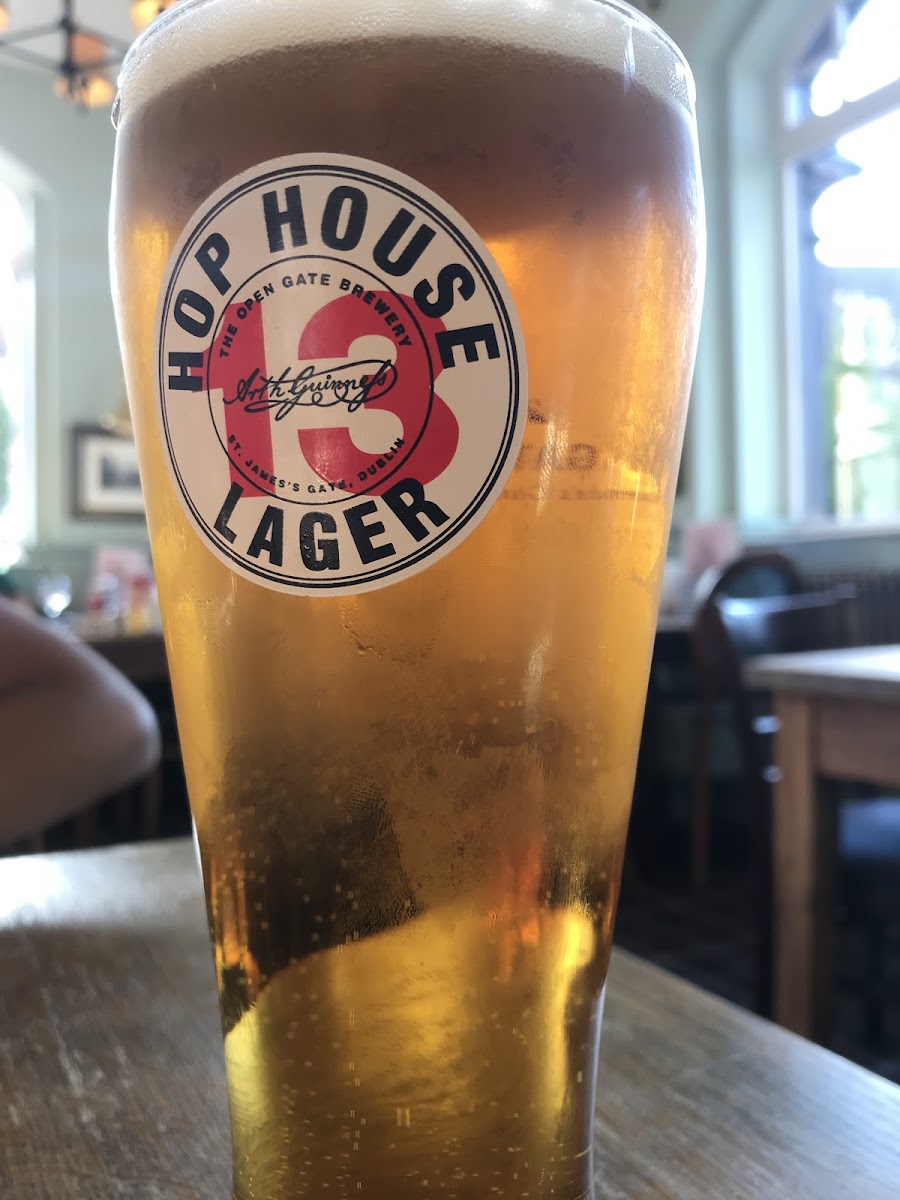 The Queen Hotel - JD Wetherspoon photo 3