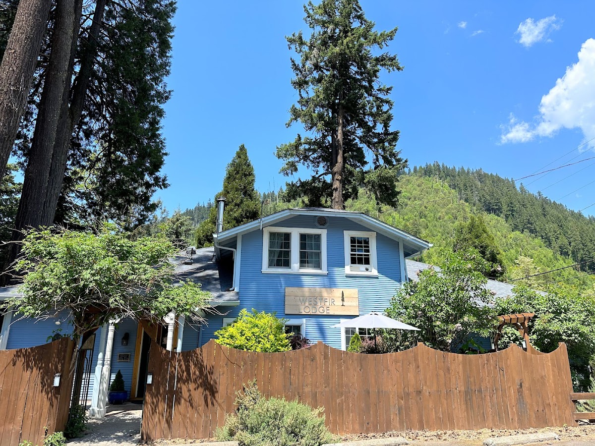 Westfir Lodge