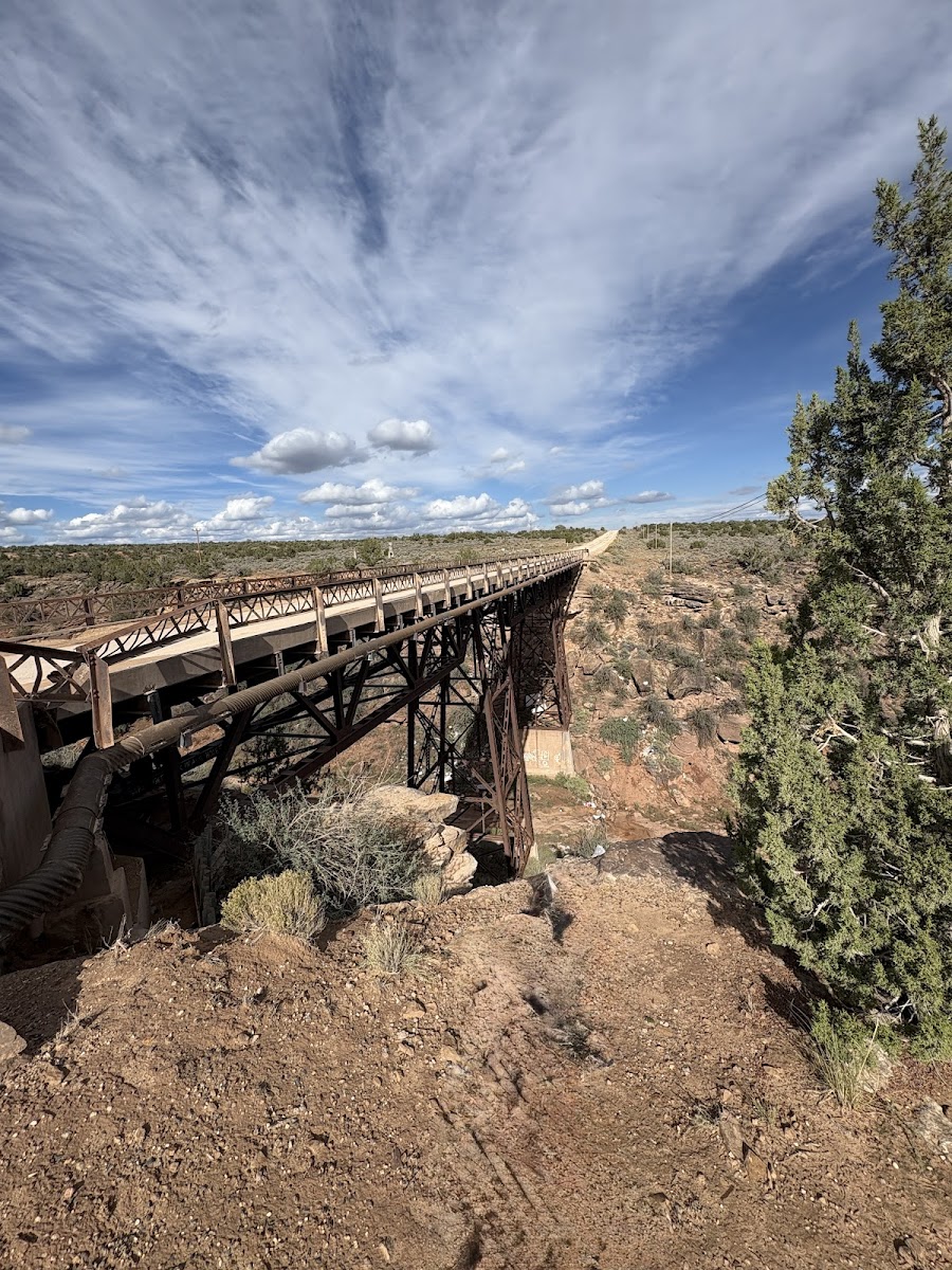 Querino Canyon Bridge