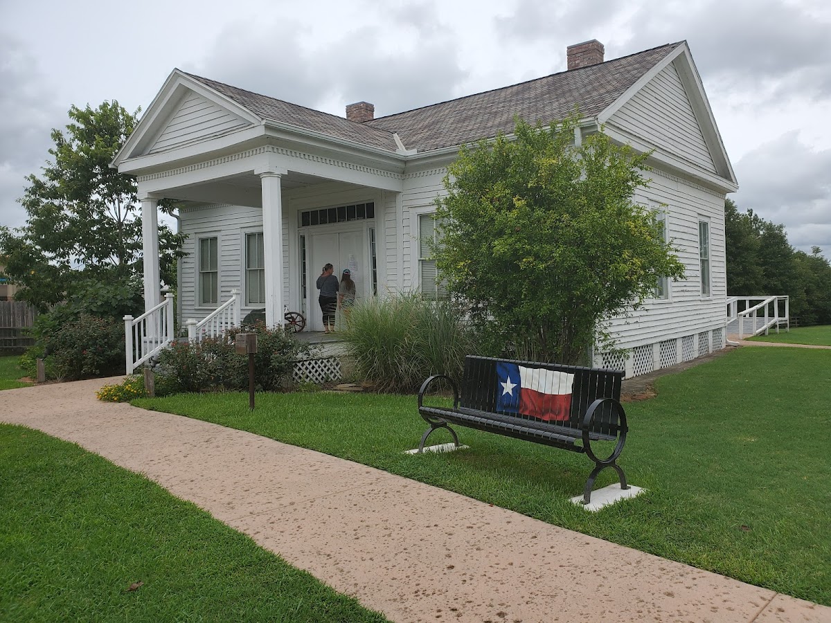 Fernland Historical Park