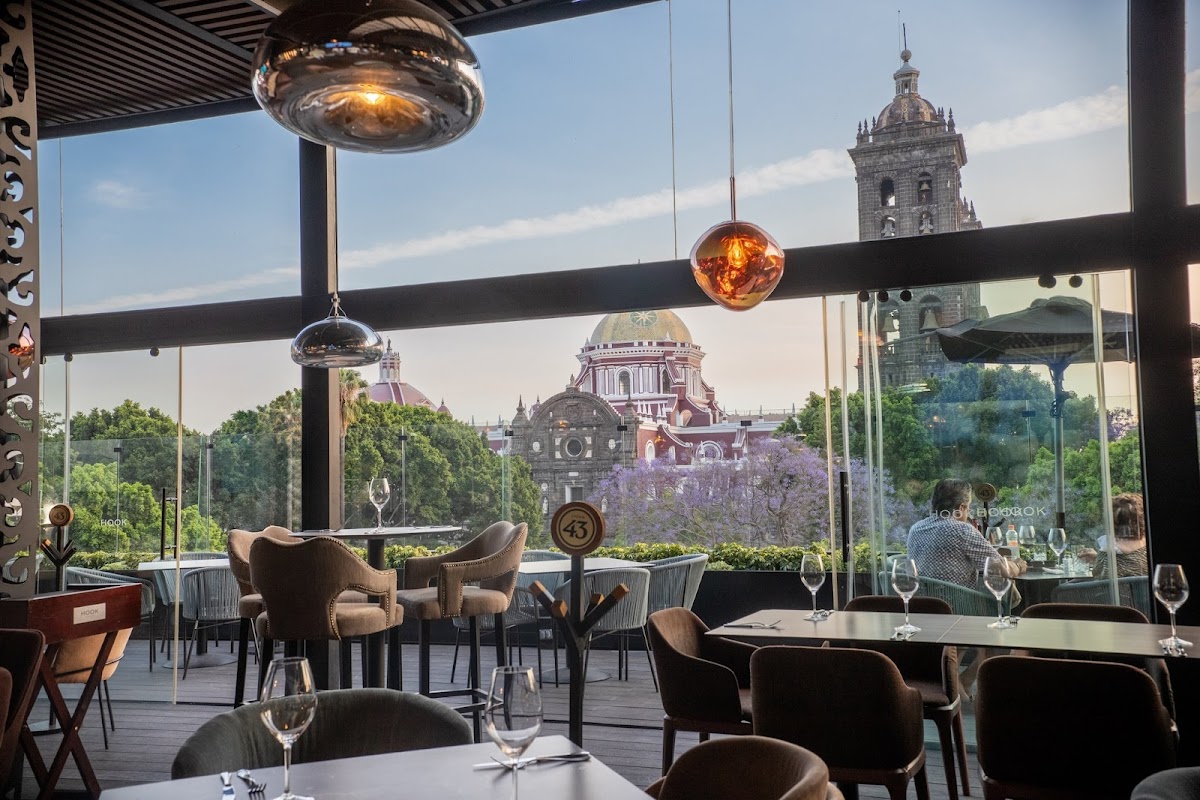 voco Royalty Puebla Downtown, an IHG Hotel photo 2