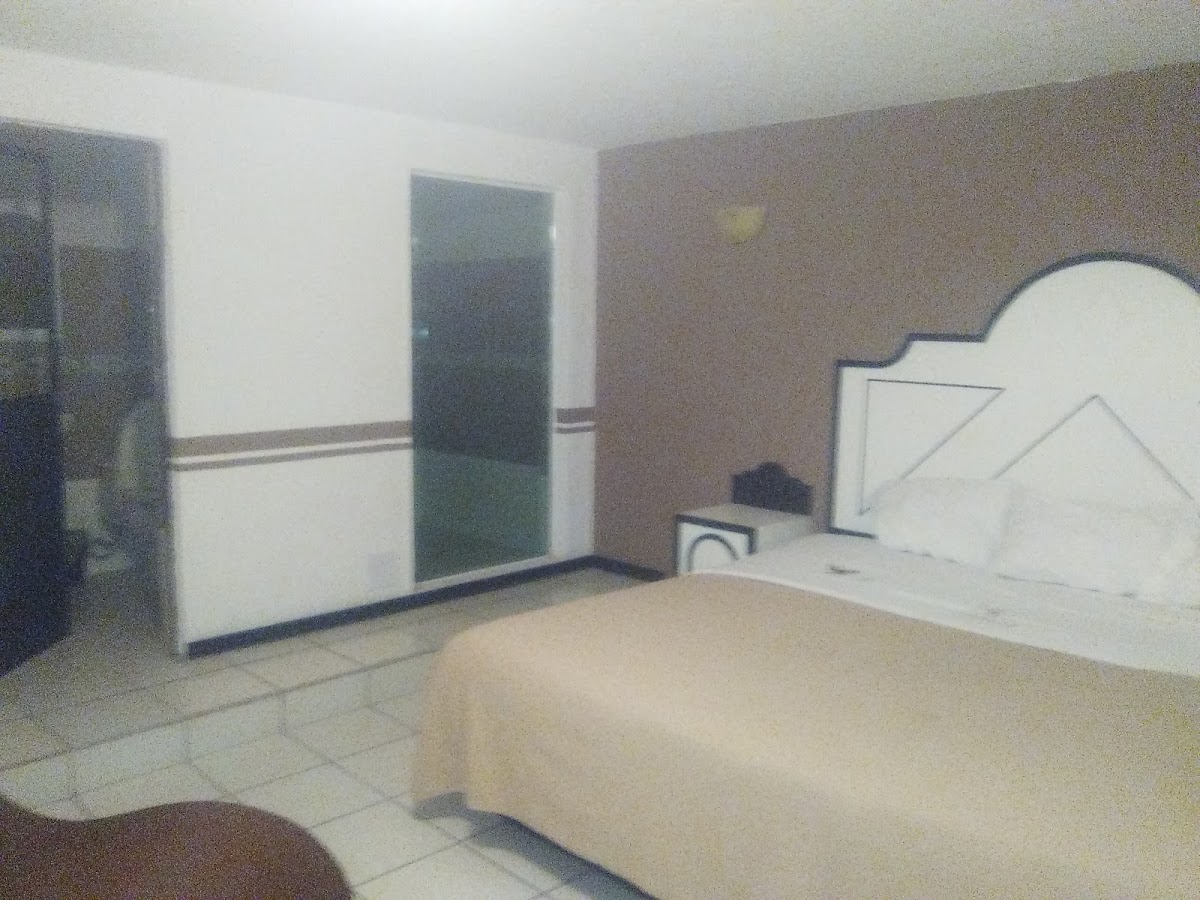 Motel San Carlos photo 2