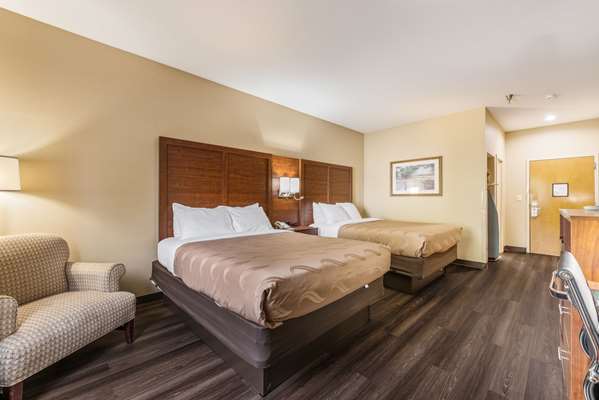 Quality Inn & Suites Hendersonville - Flat Rock photo 2