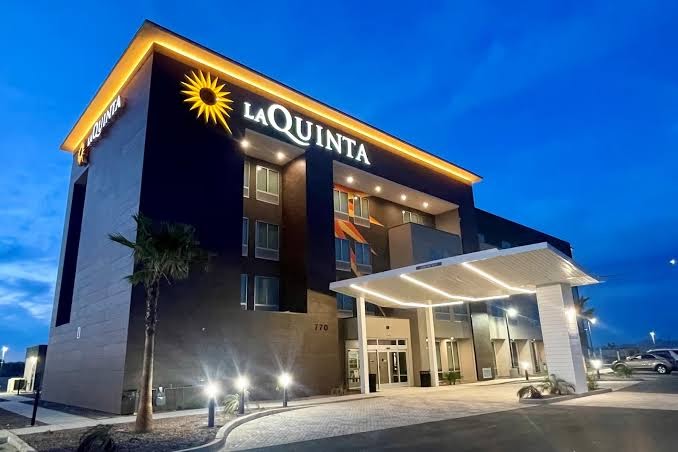 La Quinta Inn & Suites by Wyndham Yuma photo 3