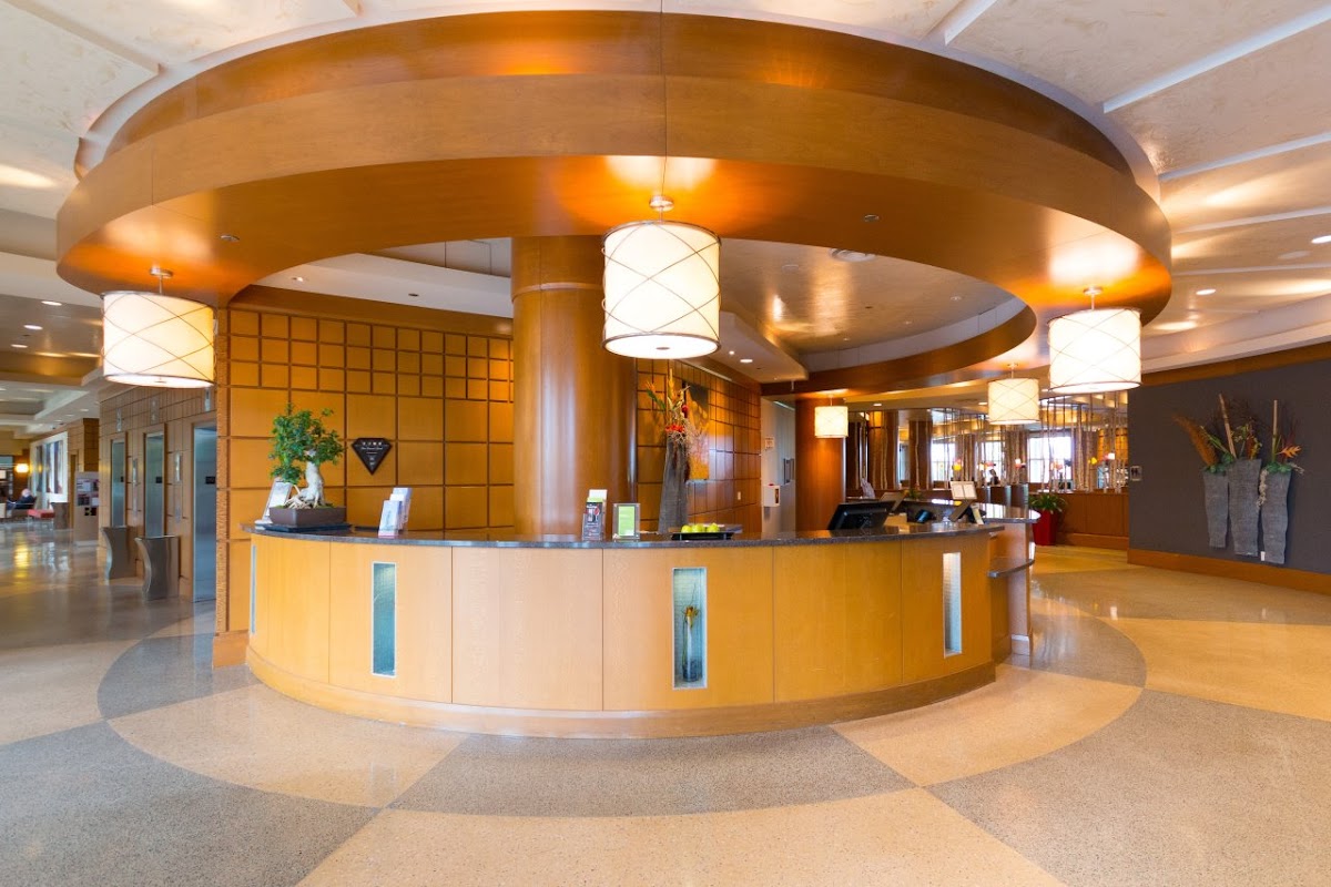 Brookstreet Hotel photo 3