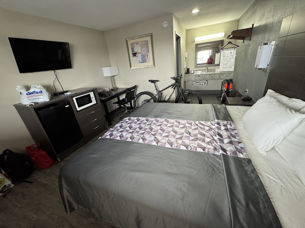 Crescent Park Motel & Suites photo 2