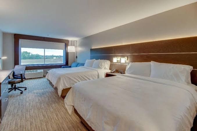 Holiday Inn Express & Suites, Union City, TN photo 2