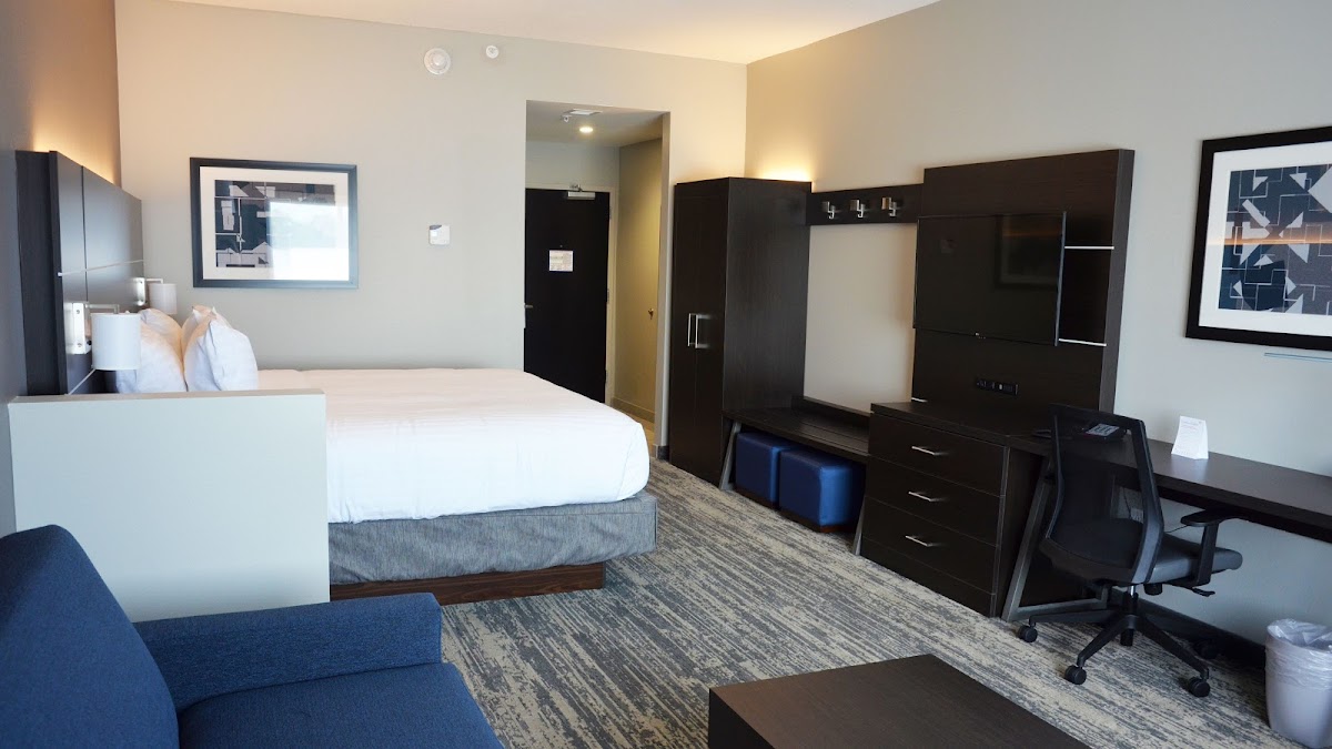 Holiday Inn Express & Suites Jacksonville W - I295 And I10 by IHG photo 2
