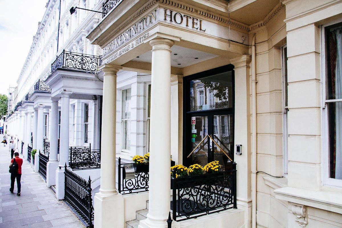 Lord Kensington Hotel