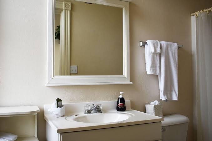 Hermann Crown Suites photo 3