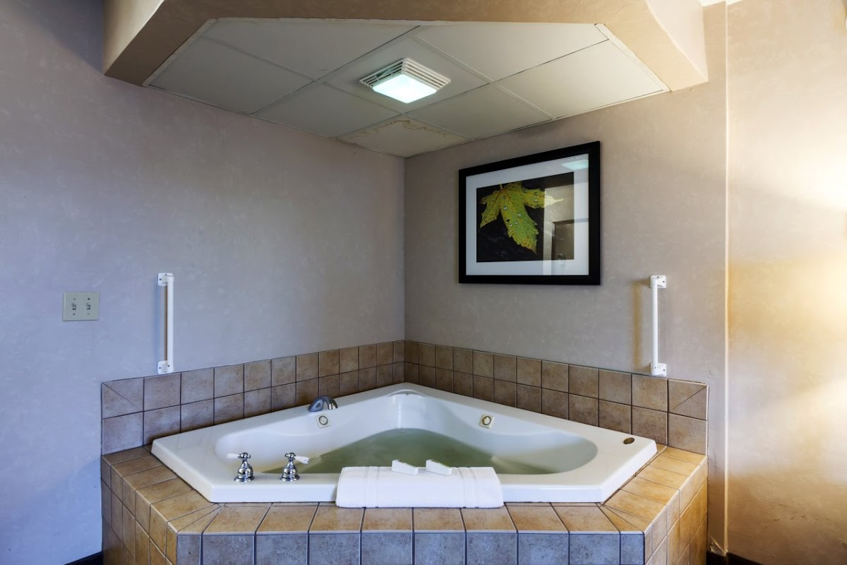 Fargo Inn & Suites photo 3