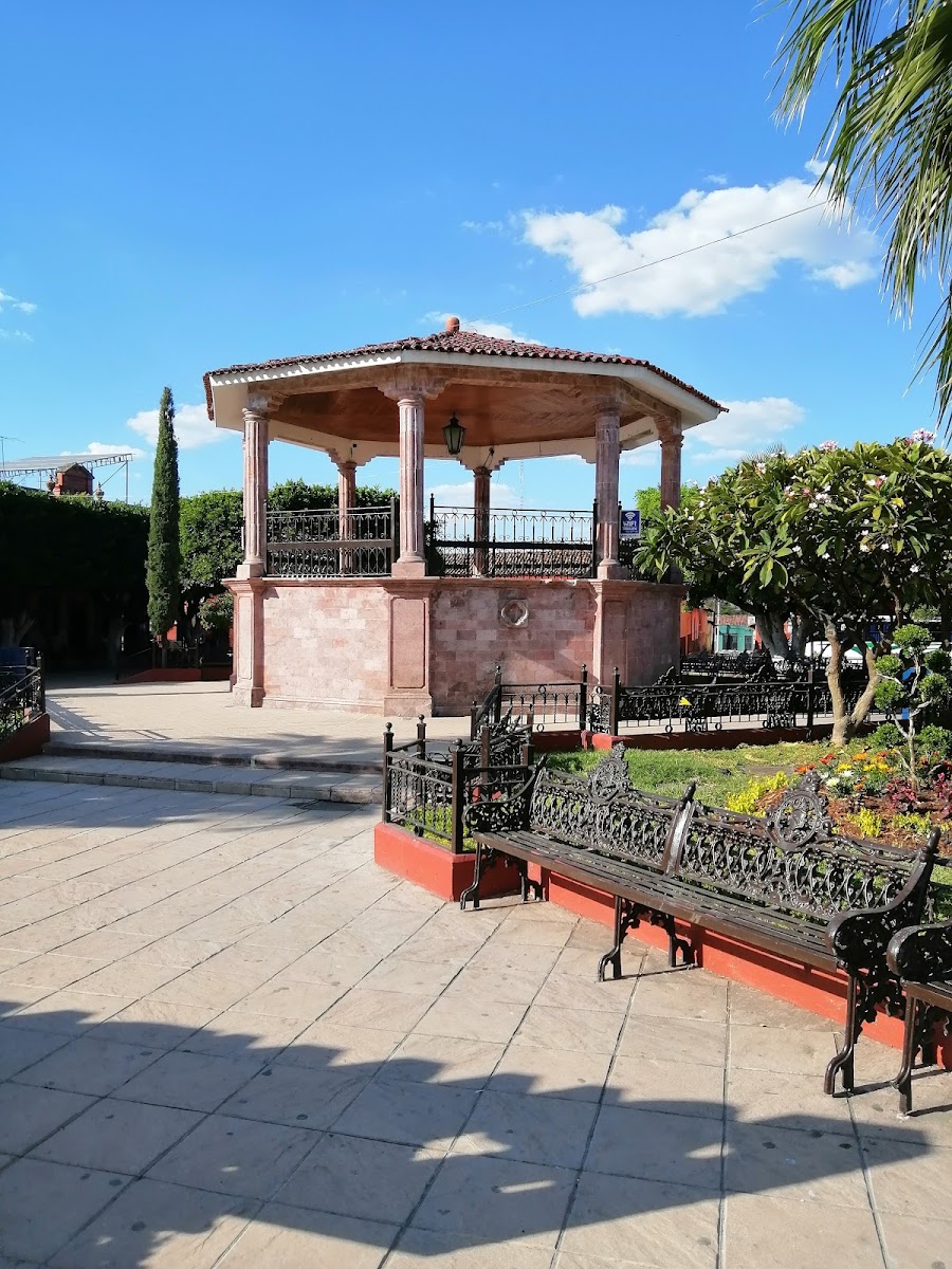 Plaza Municipal Ecuandureo
