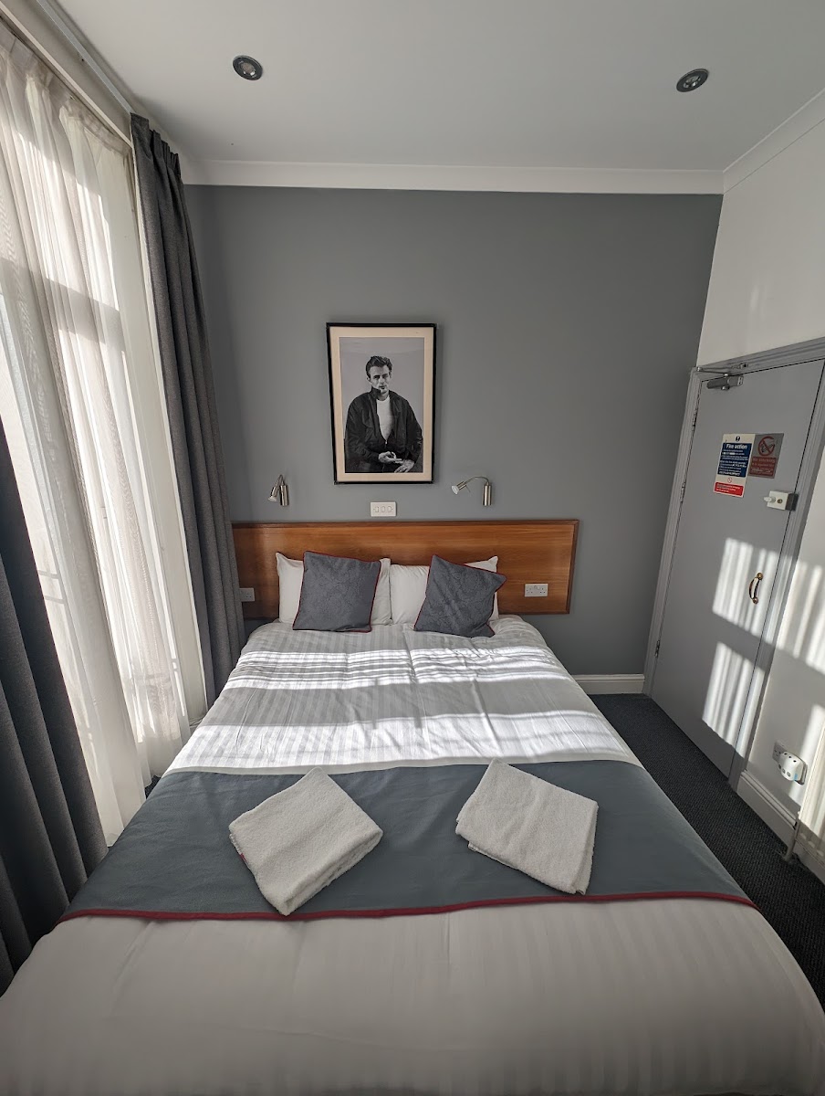 Apollo Hotel Kings Cross photo 2