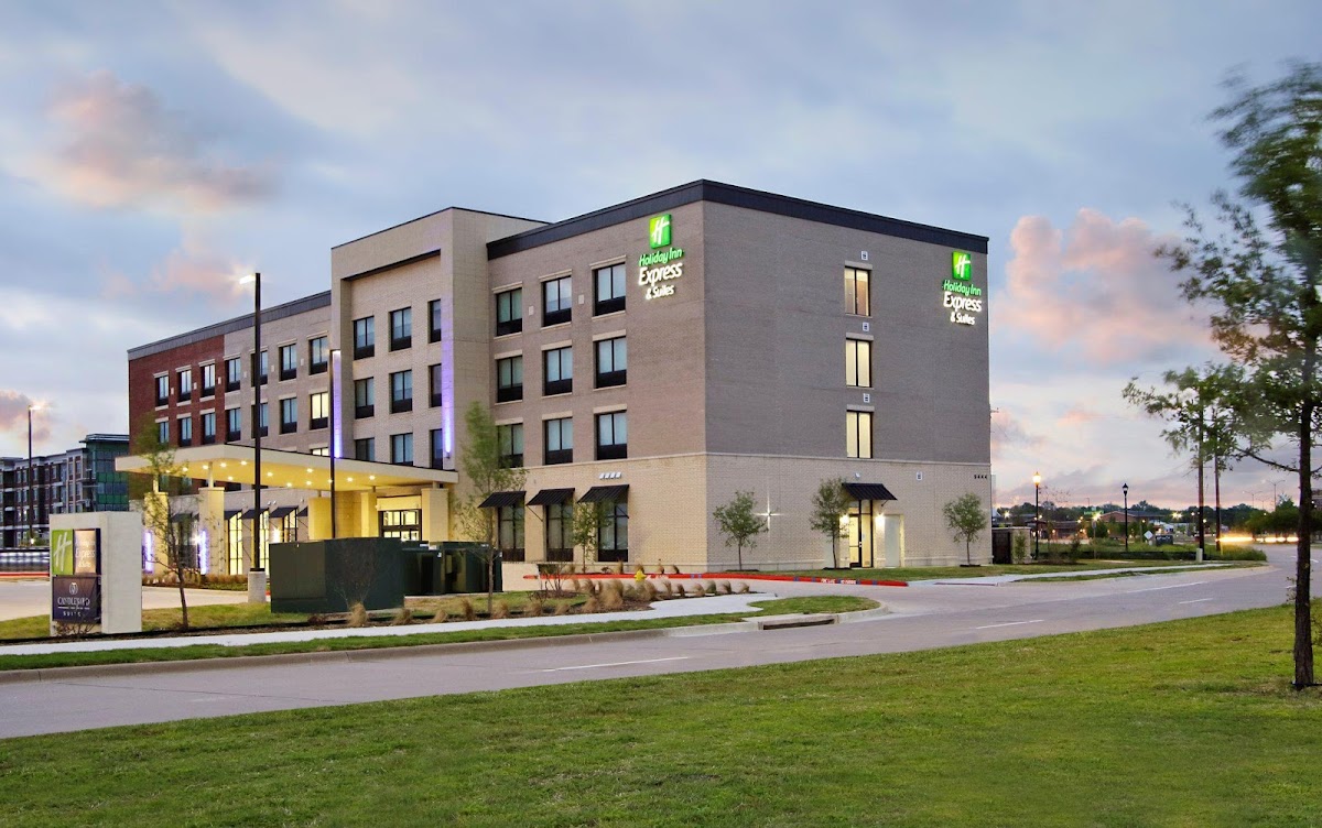 Holiday Inn Express & Suites Dallas-Frisco NW Toyota Stdm by IHG