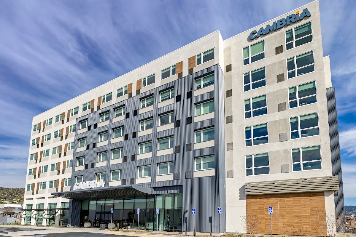 Cambria Hotel Burbank Airport