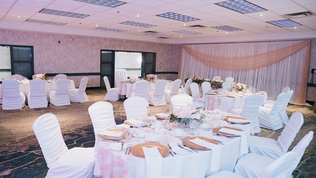 Coast Langley City Hotel & Convention Centre photo 2
