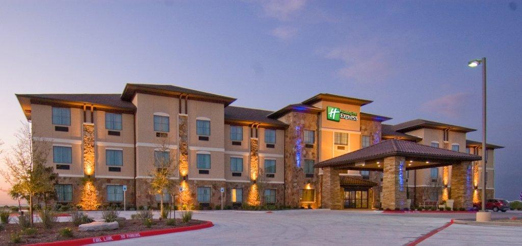 Holiday Inn Express & Suites Marble Falls by IHG